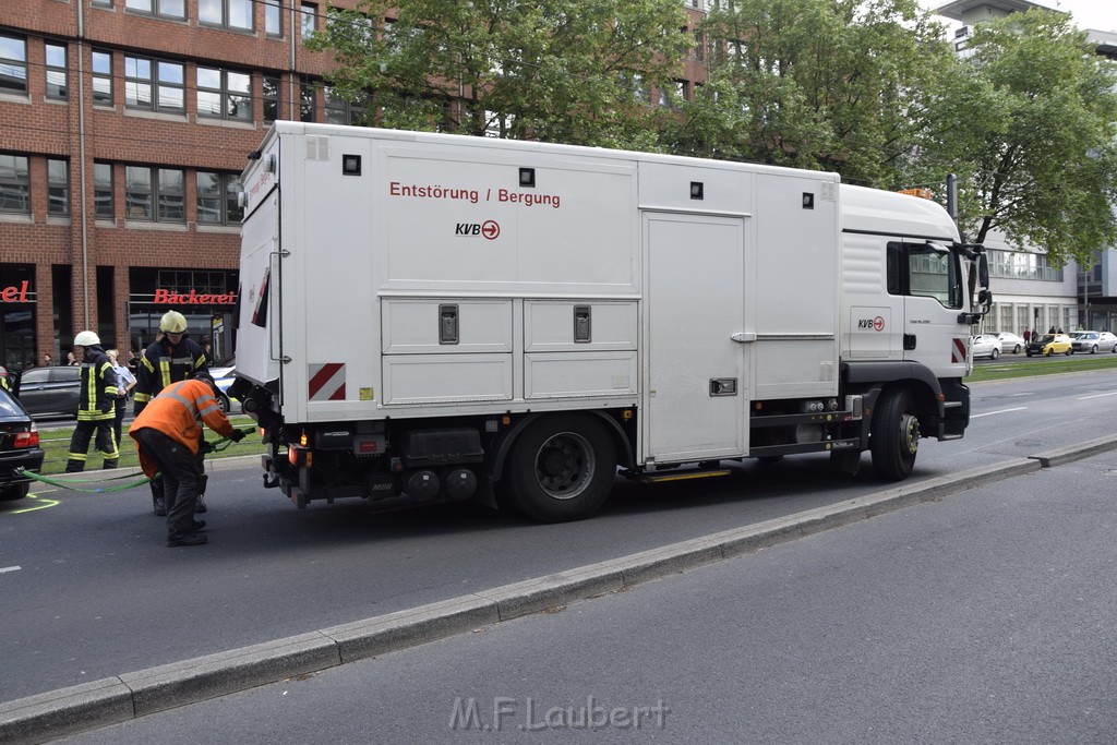 VU PKW Strab Koeln Mitte Caecilienstr Hohe Str P42.JPG - Miklos Laubert